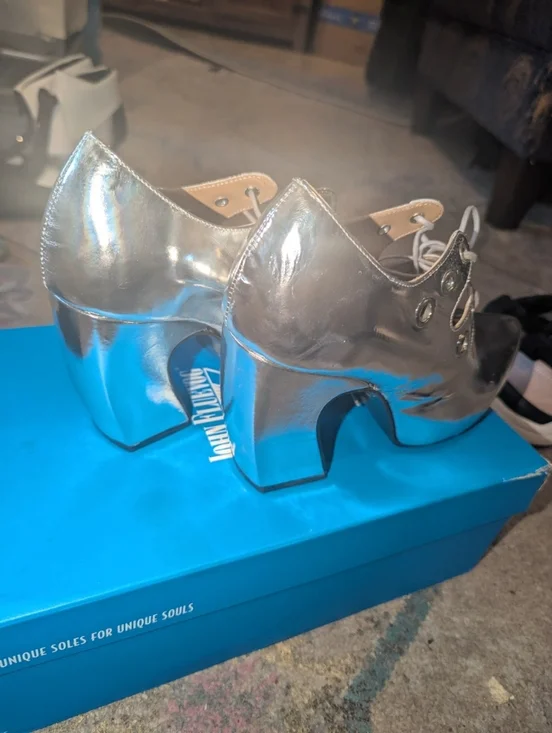 John Fluevog Metallic MONZA Silver Lace-Up Women’s Heels - Picture 2 of 3